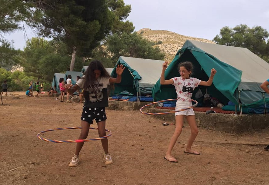 547 infants i joves d’entre 8 i 15 anys han participat en els campaments de la Victòria 2020.