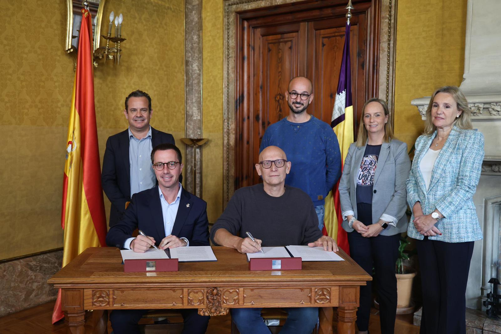 Firma del convenio entre el Consell de Mallorca y 3 Salut Mental.